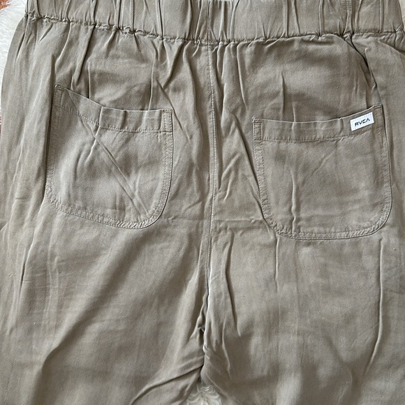 Beautiful Pants - Picture 6 of 6